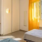 Casa *